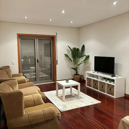 Casa Gomes 度假居 Estela